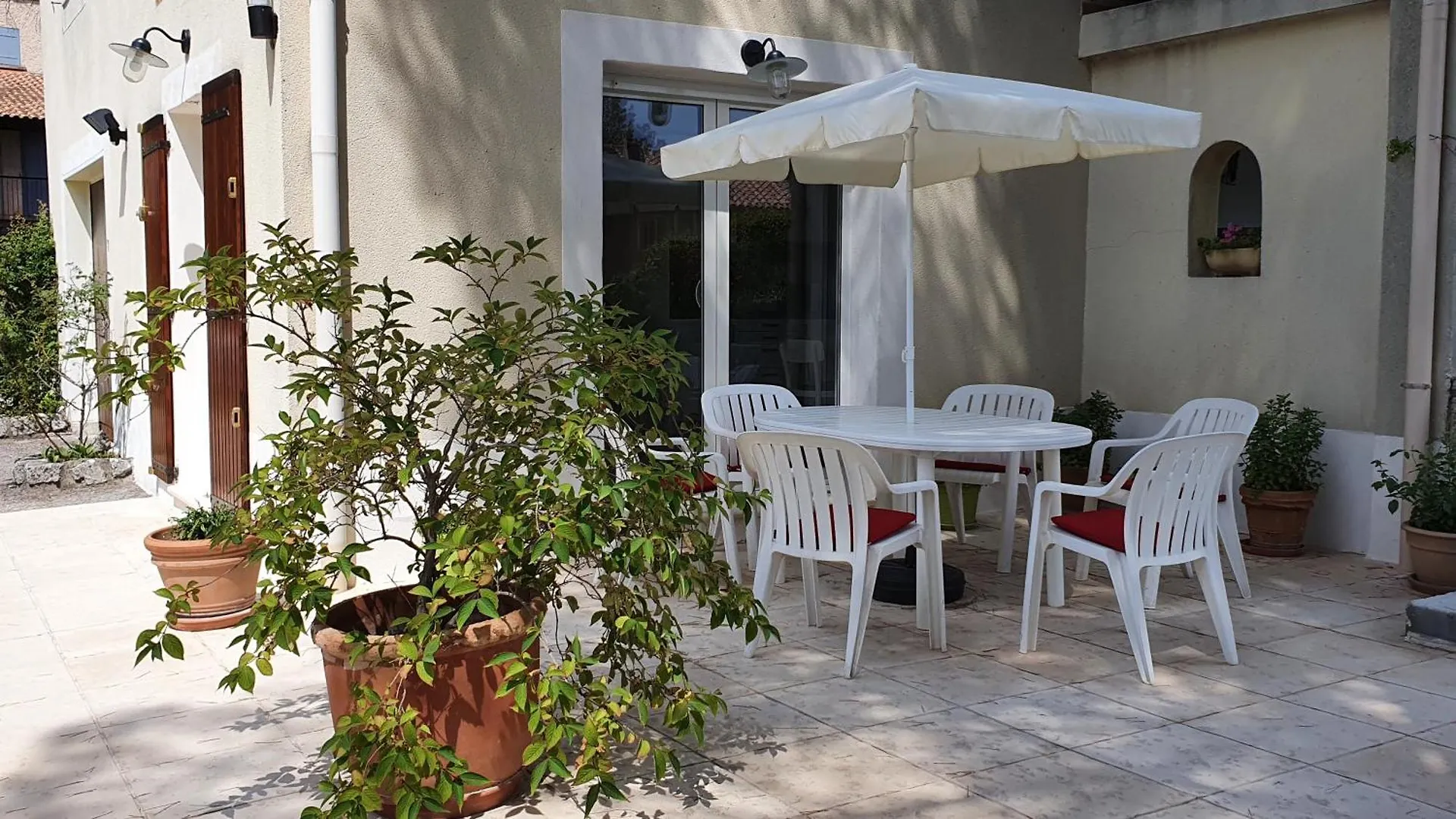 Appartement indépendant dans maison individuelle Velleron